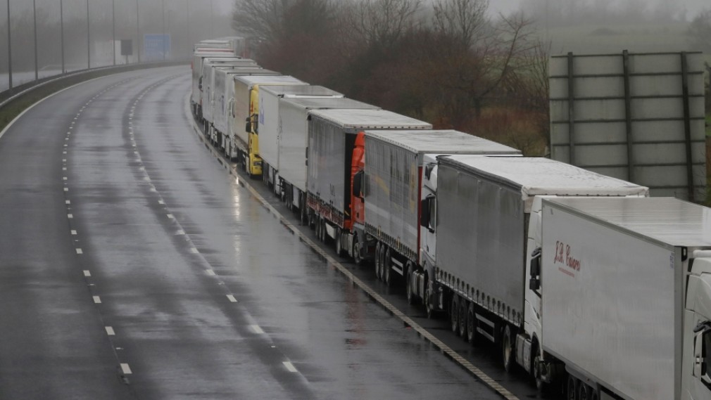 Șofer român de camion în UK: „Există deficit de șoferi ieftini, nu de șoferi”