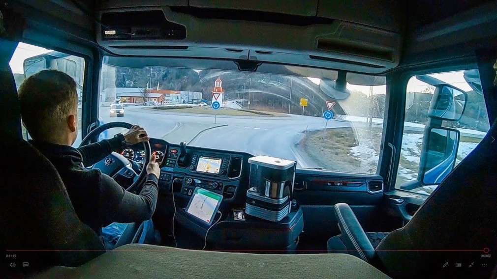 CIFRE Șoferii din Occident câștigă dublu față de șoferii de camion din estul Europei