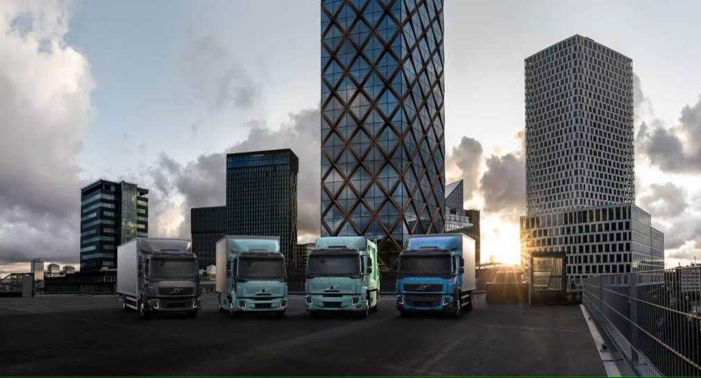 Volvo - camioane electrice actualizate, proiectate pentru transporturi cu zero emisii