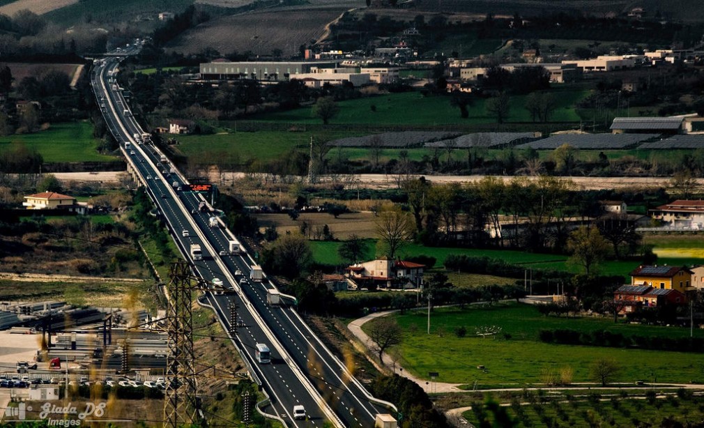 Licitație cu final fericit: se mai construiesc 6 kilometri de autostradă