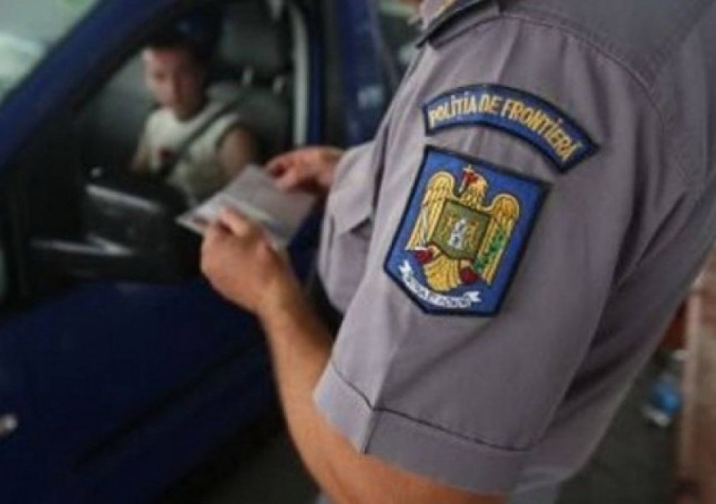 Un polițist de frontieră a primit 3 ani de pușcărie pentru o mită de 800 de euro