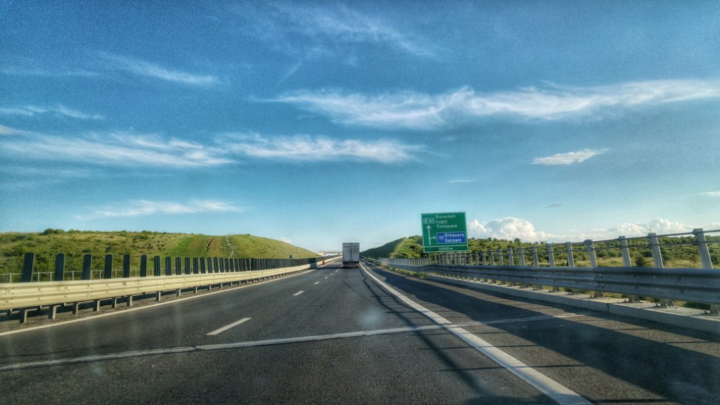 Pagube însemnate pe autostrada Arad-Timişoara
