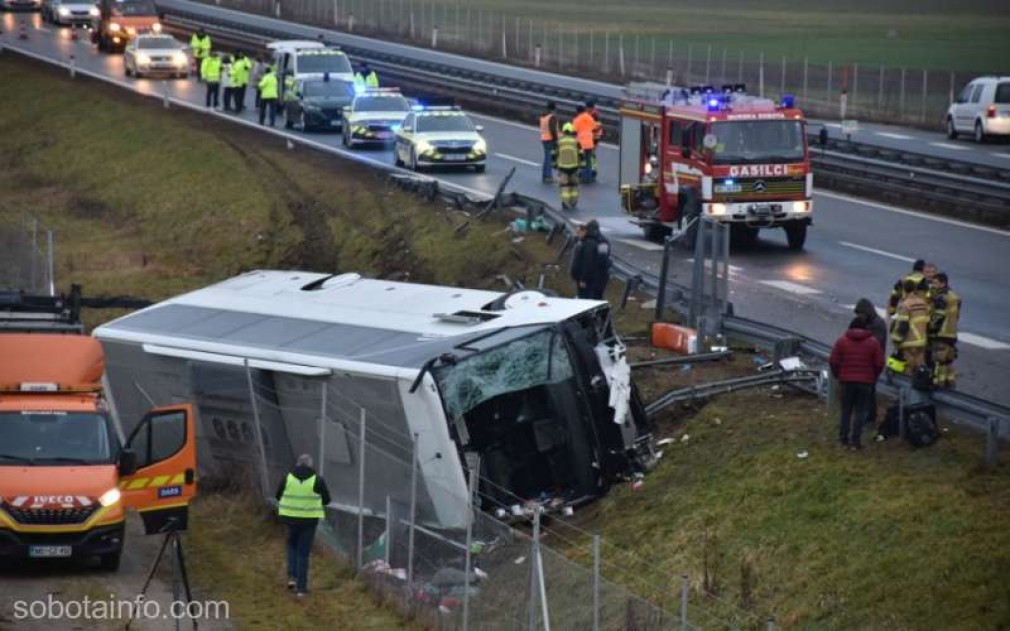 Accident rutier în Slovenia: trei români au murit, patru au fost transportaţi la spital