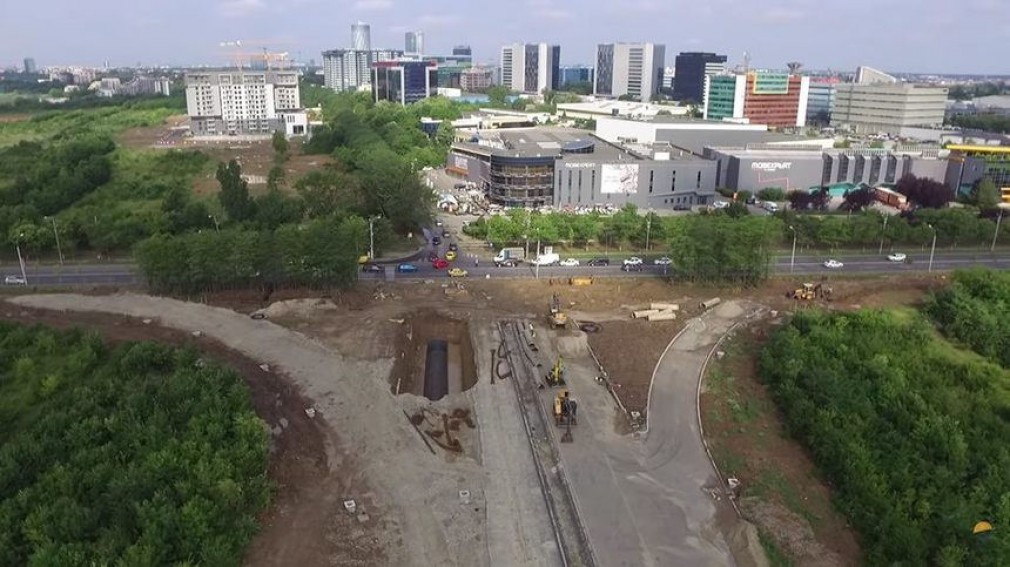 După șase ani, autostrada Ploiești-București se împiedică în cabluri