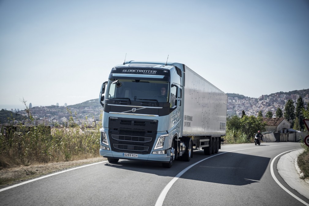 Camioanele Volvo alimentate cu LNG, aceleași performanțe, mai puțină poluare