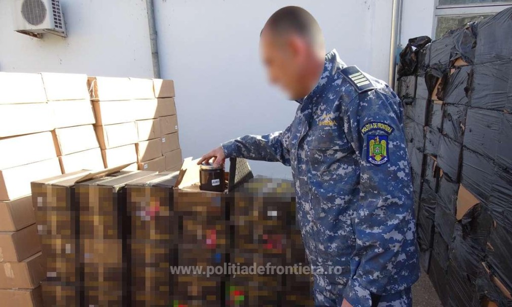 Țigări de contrabandă de 14 milioane găsite într-un camion