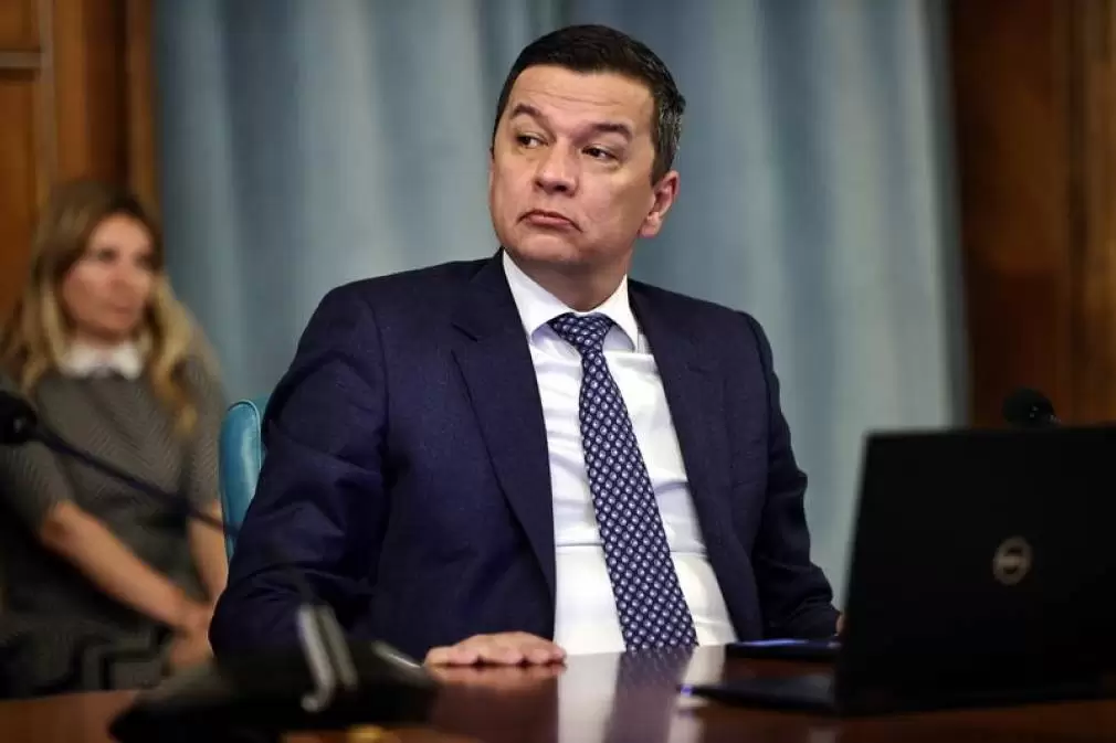 Grindeanu vrea să impoziteze multinaționalele pe cifra de afaceri și vrea taxă pe lux