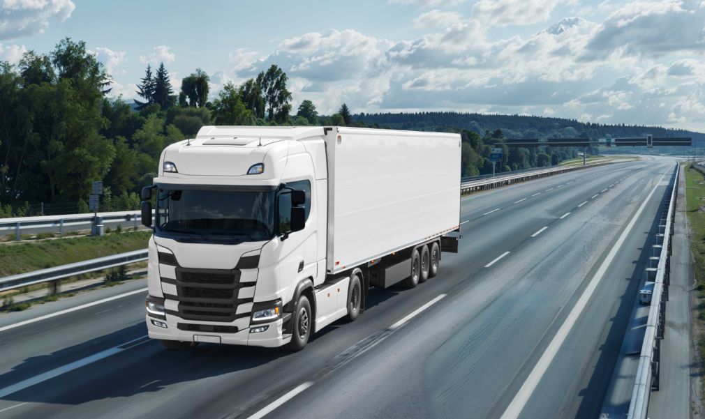 Șoferii de camion din Bosnia amenință cu noi blocaje la frontieră din cauza limitelor de ședere în UE