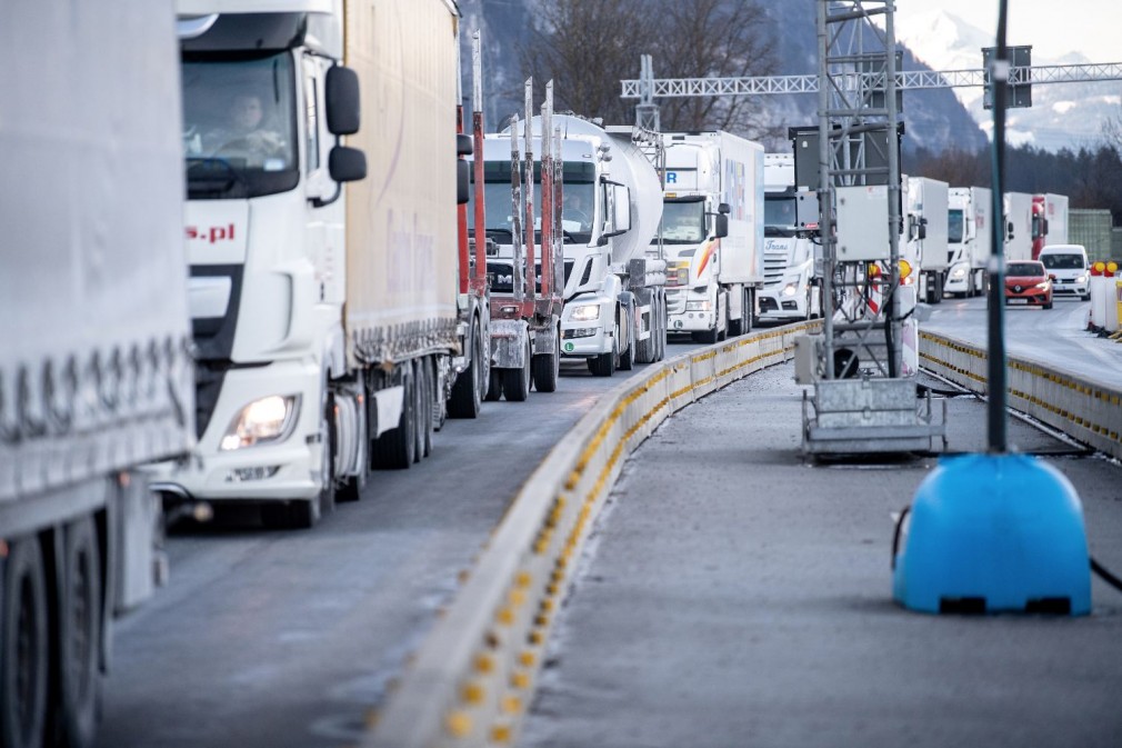 Italia și Germania permit circulația camioanelor inclusiv duminica. Vezi zonele