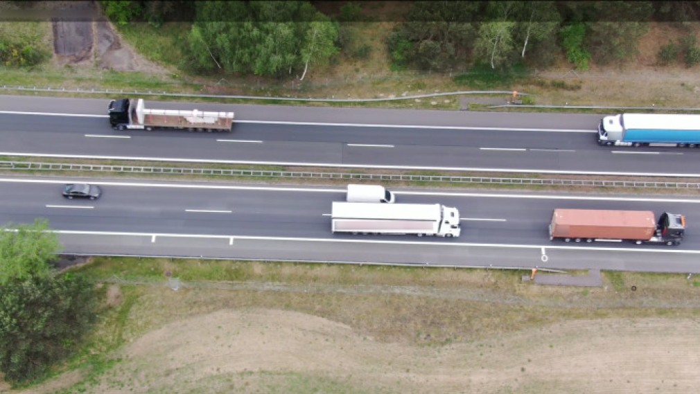 Poliția germană a „vânat” șoferii de camion care nu respectă distanța. 23 au fost amendați