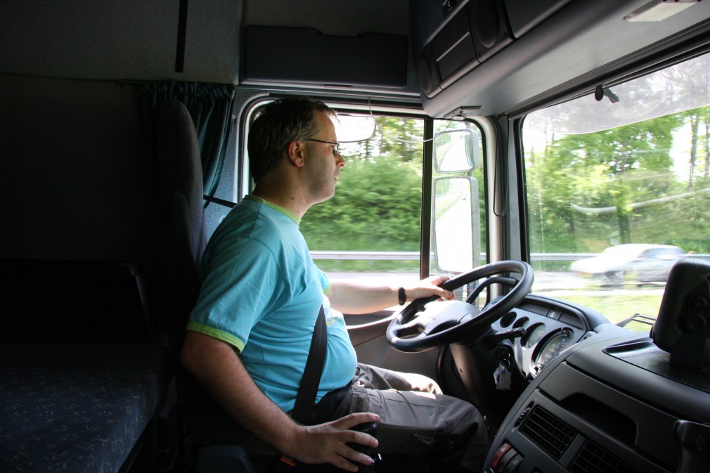 Jumătate din șoferii de camion au peste 50 de ani. Doar unu din zece șoferi, sub 30 ani