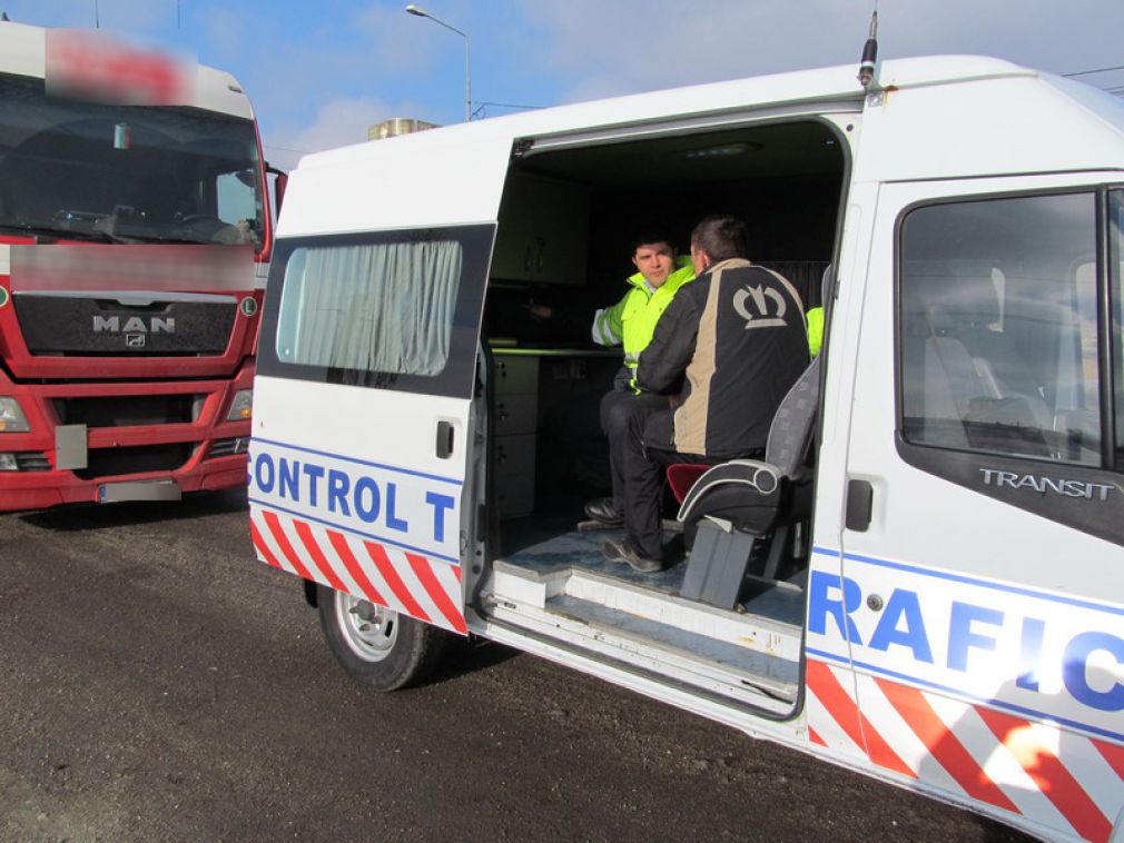 ISCTR a reținut 4 camioane și a dat șoferilor amenzi de 145.000 lei