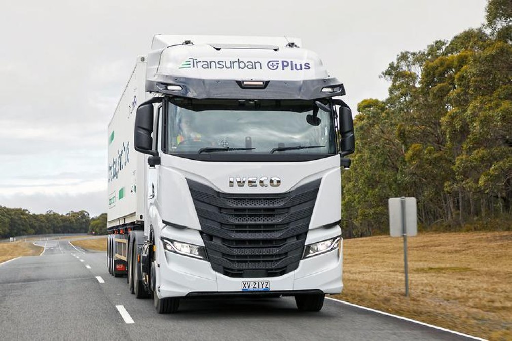 VIDEO Camioane fără șofer încep să fie testate pe o autostradă în Australia
