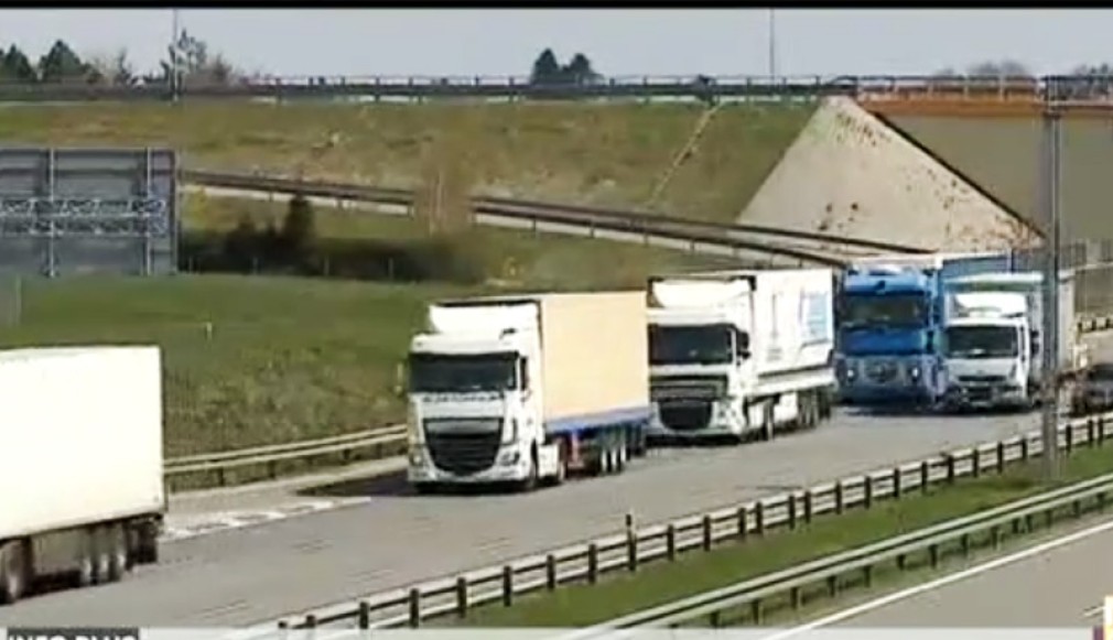 VIDEO. Primele camioane cu cereale din Ucraina au tranzitat Polonia