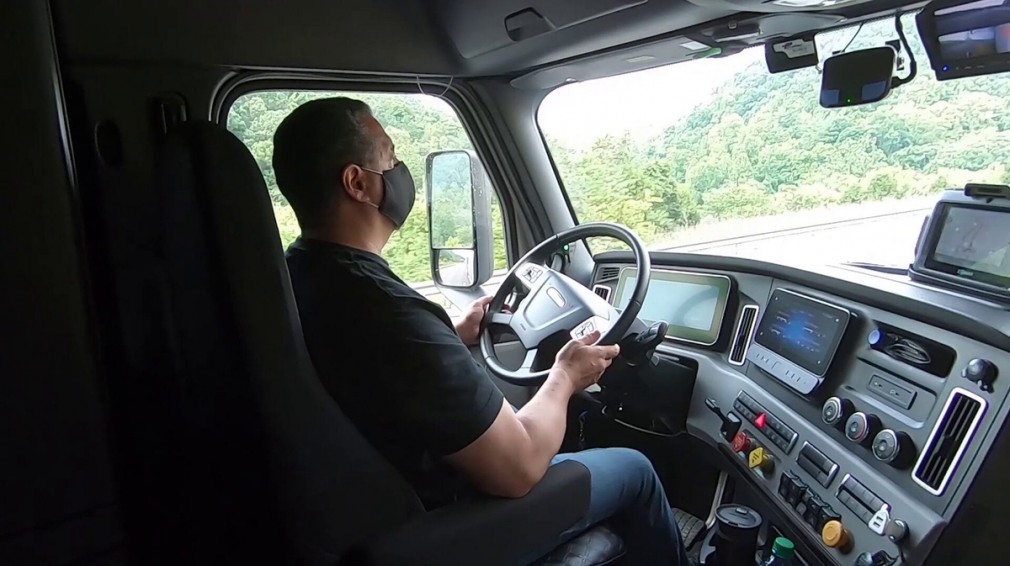 Control european: 72.000 de șoferi de camion au încălcat legea. 34 s-au drogat la volan