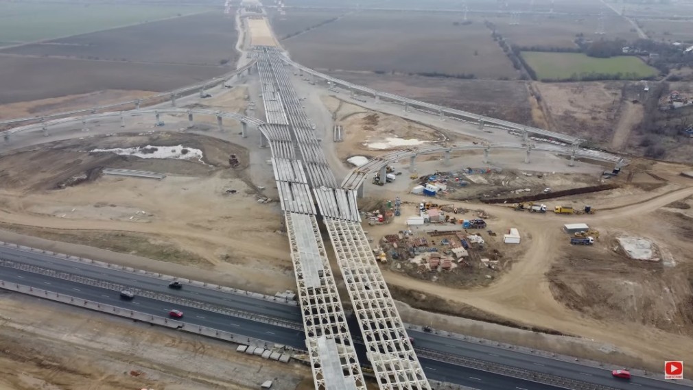 VIDEO Magistrala de gaz care întârzia lucrările la Autostrada București, mutată