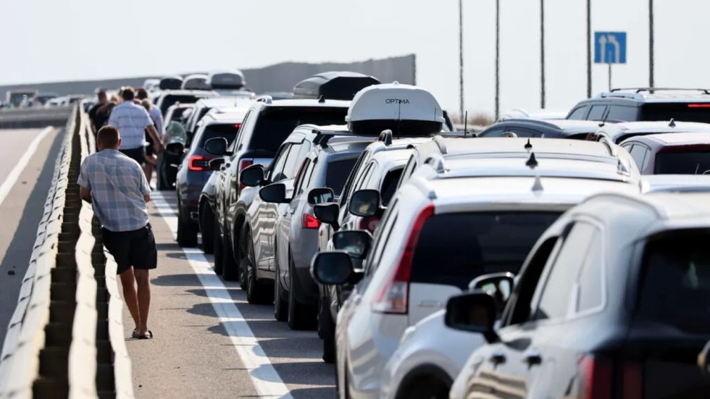 Coloană de 2 kilometri spre Capitală din cauza unui accident pe Autostrada A3