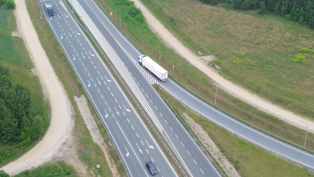 Financial Times: Europa caută 502.000 de șoferi de camion