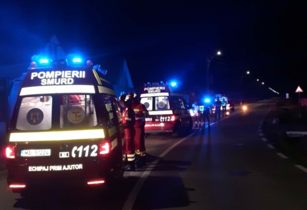Cluj. Un bărbat care mergea pe drum a fost lovit mortal de un camion