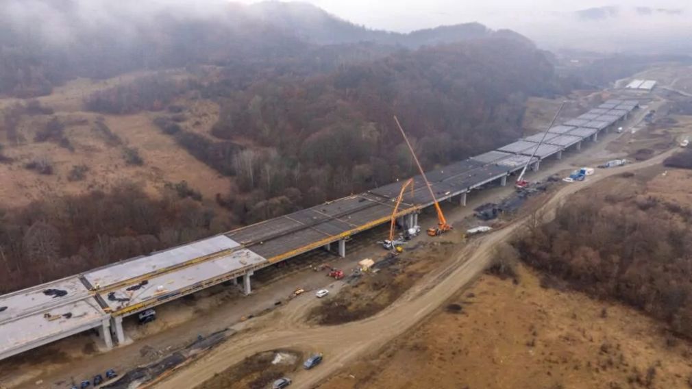 Deschiderea circulaţiei pe secţiunea 4 a Autostrăzii Sibiu–Piteşti se face mai devreme