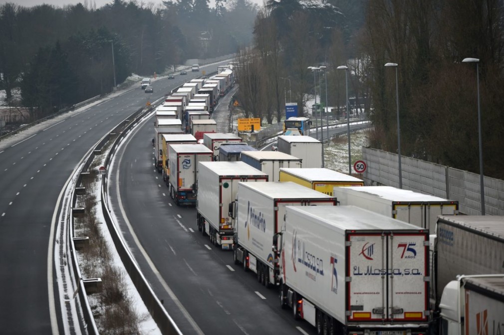 Închirierea „camioanelor fără șofer” din alte state UE: două luni pe an, maxim 25% din flota proprie