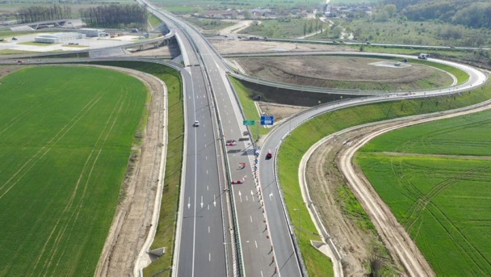 Până la finalul anului s-ar putea circula pe 400 km de autostradă, între București și Pașcani