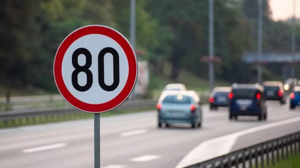 Viteză redusă la 80 de km/oră de 1.000 de km de autostradă. Unde se întâmplă?