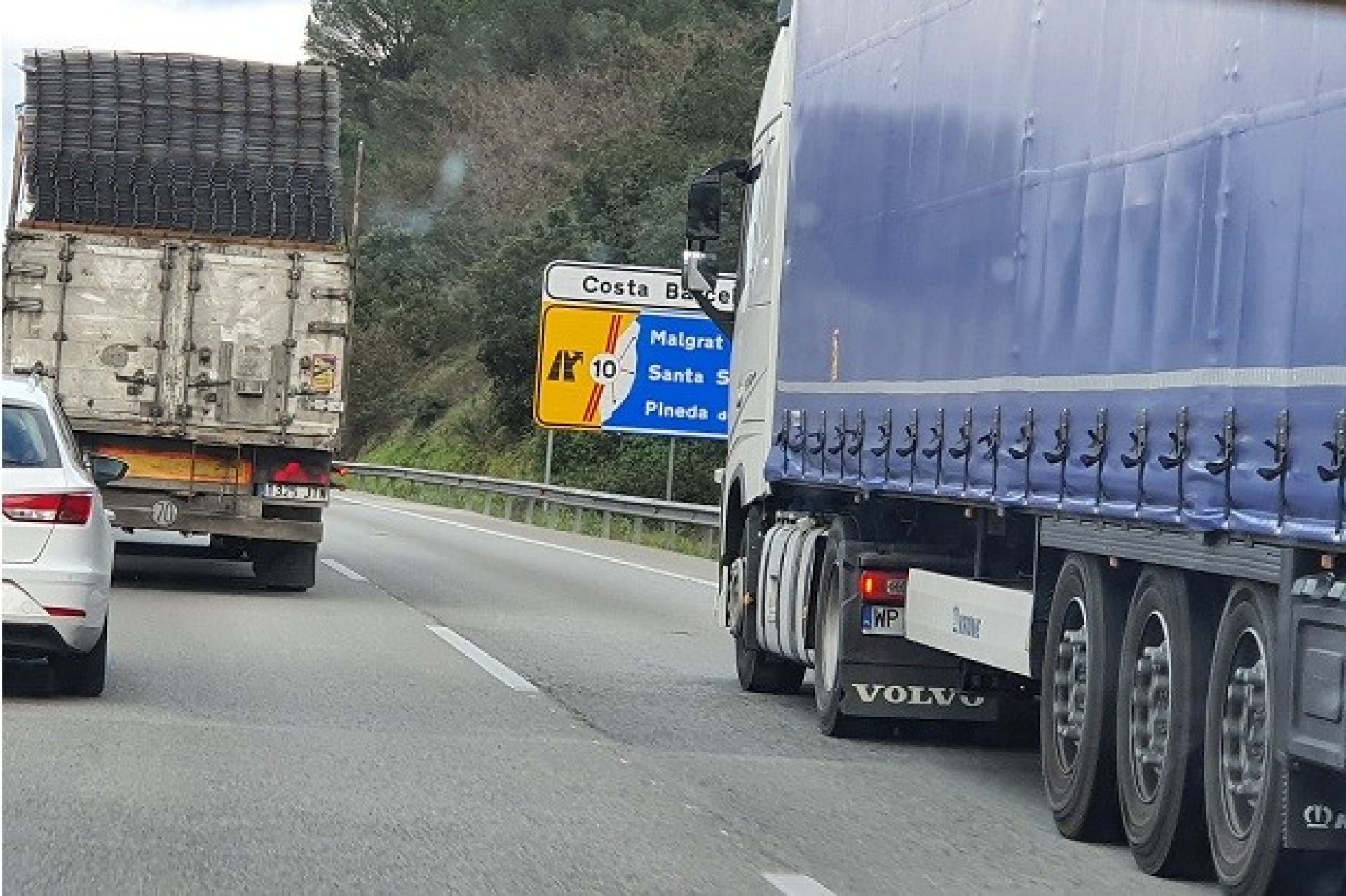 Un șofer de camion a vândut marfa pe care o transporta pentru 1.200 euro. Valora de100 de ori mai mult