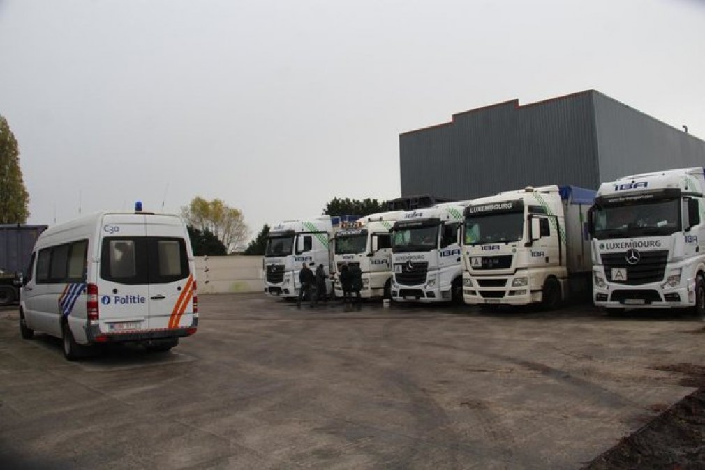 Belgia. Şase camioane româneşti confiscate pentru "dumping social"