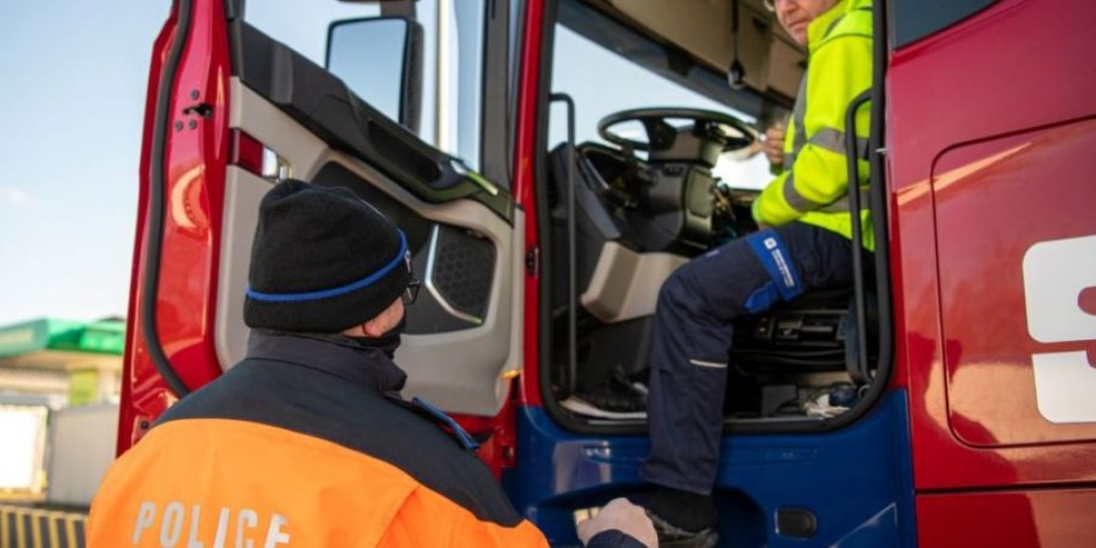 63.000 de șoferi de camion, amendați în cadrul operațiunii ROADPOL în toată Europa