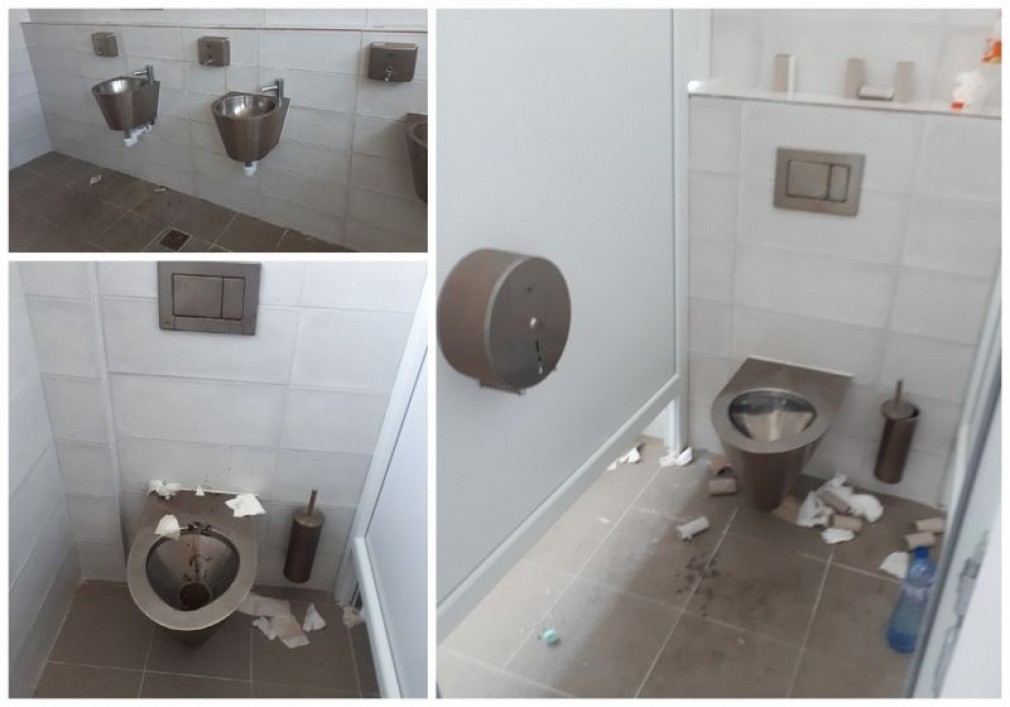 Mizerie de nedescris în toaletele de la granița cu Ungaria de pe Autostrada Transilvania