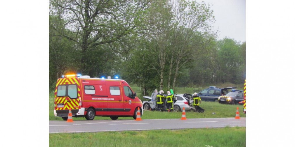 Franța. Șofer profesionist român beat, alergat prin pădure de polițiști după accident