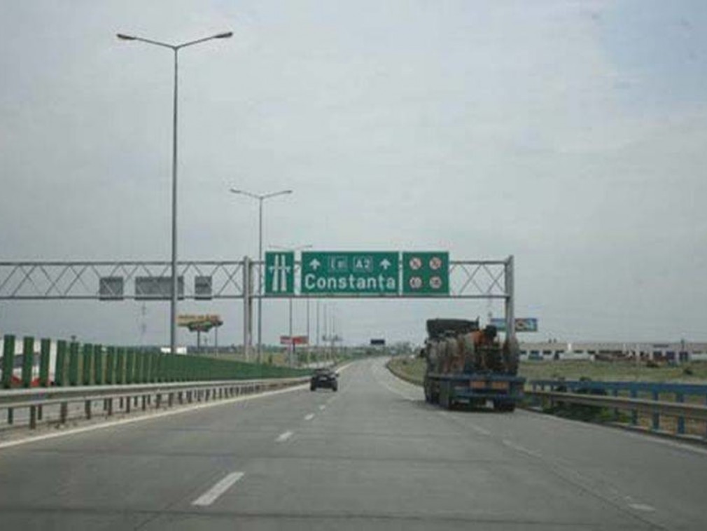 Circulaţie restricţionată pe A2 Bucureşti - Constanţa pentru efectuarea de lucrări la carosabil