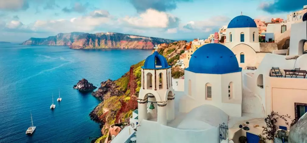 Toţi călătorii care intră în Grecia vor fi testaţi pentru COVID-19