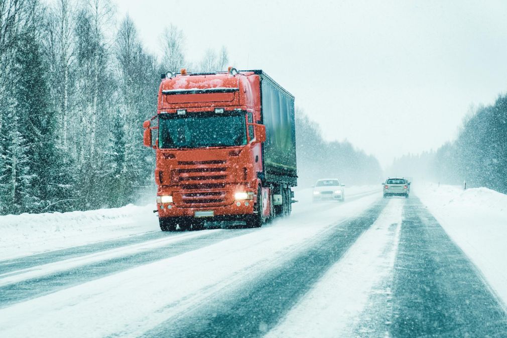 O țară din Europa trece la blocarea roților camioanelor în cazul șoferilor străini care încalcă legea