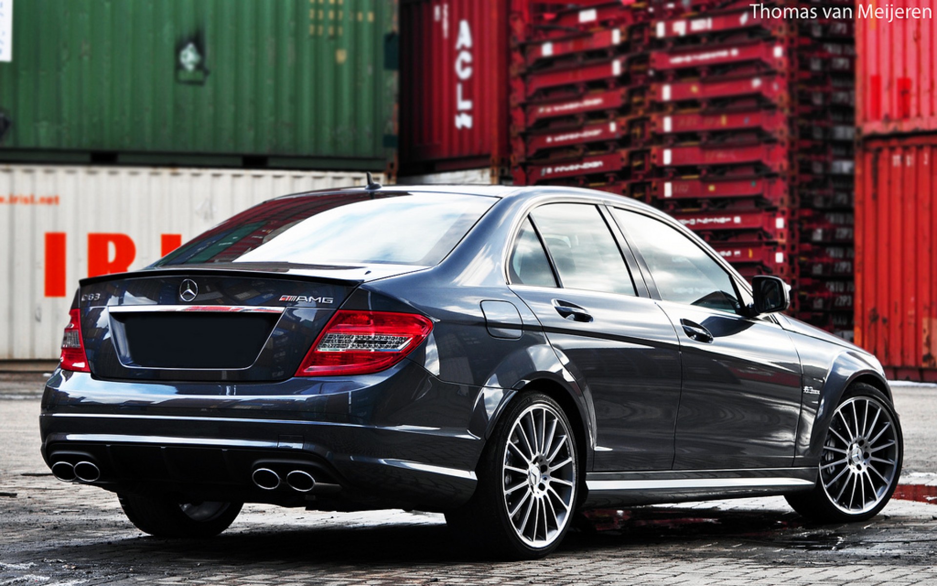 Mercedes, cea mai vândută mașină de lux din România