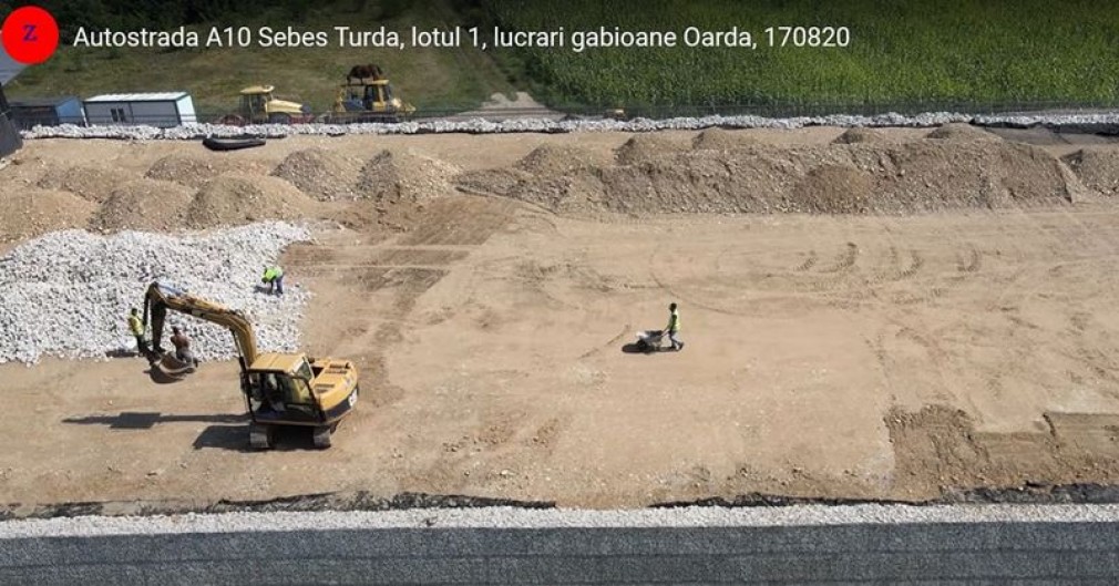 VIDEO: Autostrada Sebeș - Turda se face cu o roabă