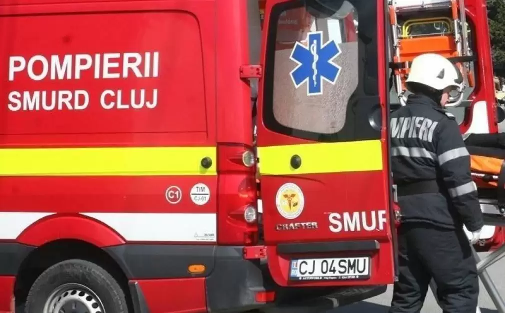 O femeie și o fetiță, rănite după un accident cu un camion