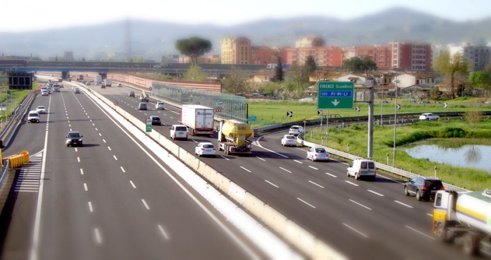 Benzinăriile din Italia de pe autostrăzi urmează să fie închise