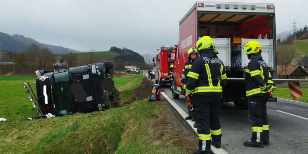 Șofer român s-a răstunat cu un camion în Austria. Poliția nu știe motivele