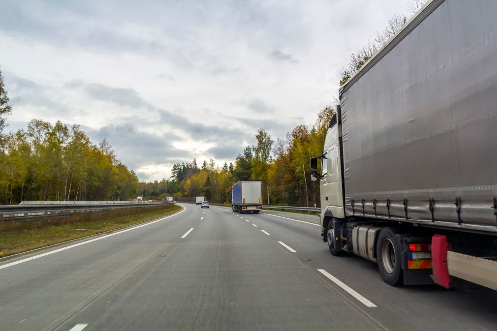 14.429 camioane au transport mai mult decât prevede legea într-o lună de la Constanța la București