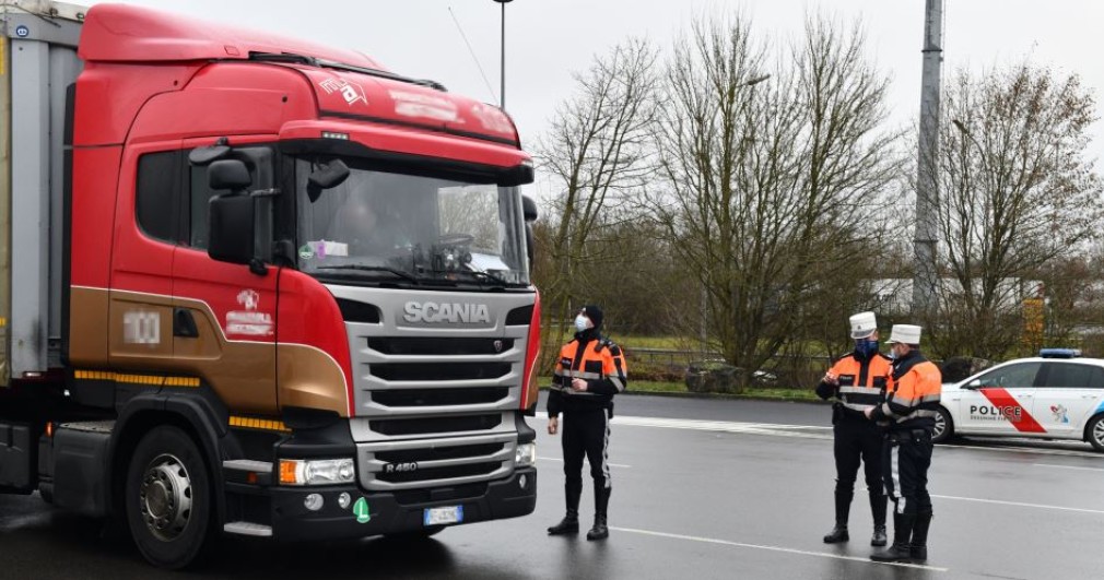 Controale de amploare asupra camioanelor în 6 state europene. Supraîncărcarea și tahografele, vizate