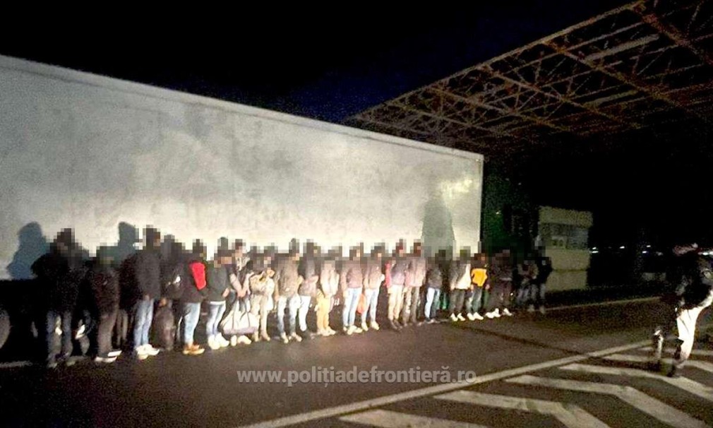 50 de cetăţeni străini, depistați în tentativă de trecere ilegală a frontierei