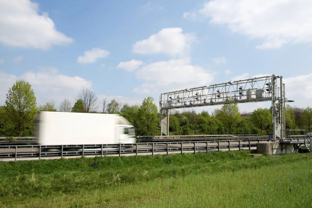 Camioanele electrice, scutite de taxele de autostradă în Germania până în 2031. Care e situația în alte state?