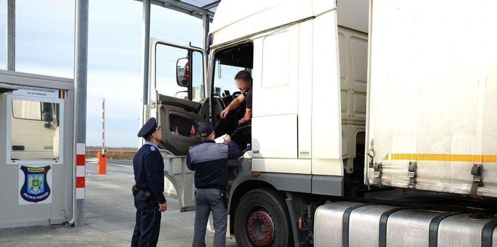 Operațiunea TRUCK&amp;BUS în România. 15.000 camioane, verificate de poliție. S-au dat 5.000 de amenzi