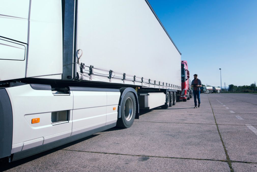 Sectorul transporturilor se unește pentru a solicita 100 de miliarde de euro pentru infrastructura UE