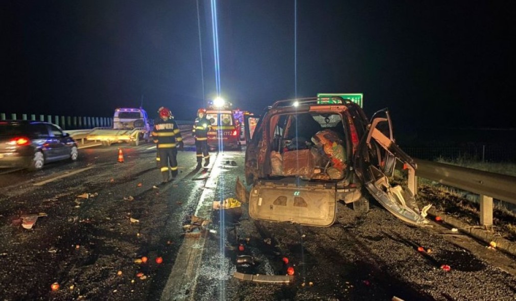 Șase mașini, dintre care trei camioane, implicate înt-un accident pe autostrada Sebeș-Deva