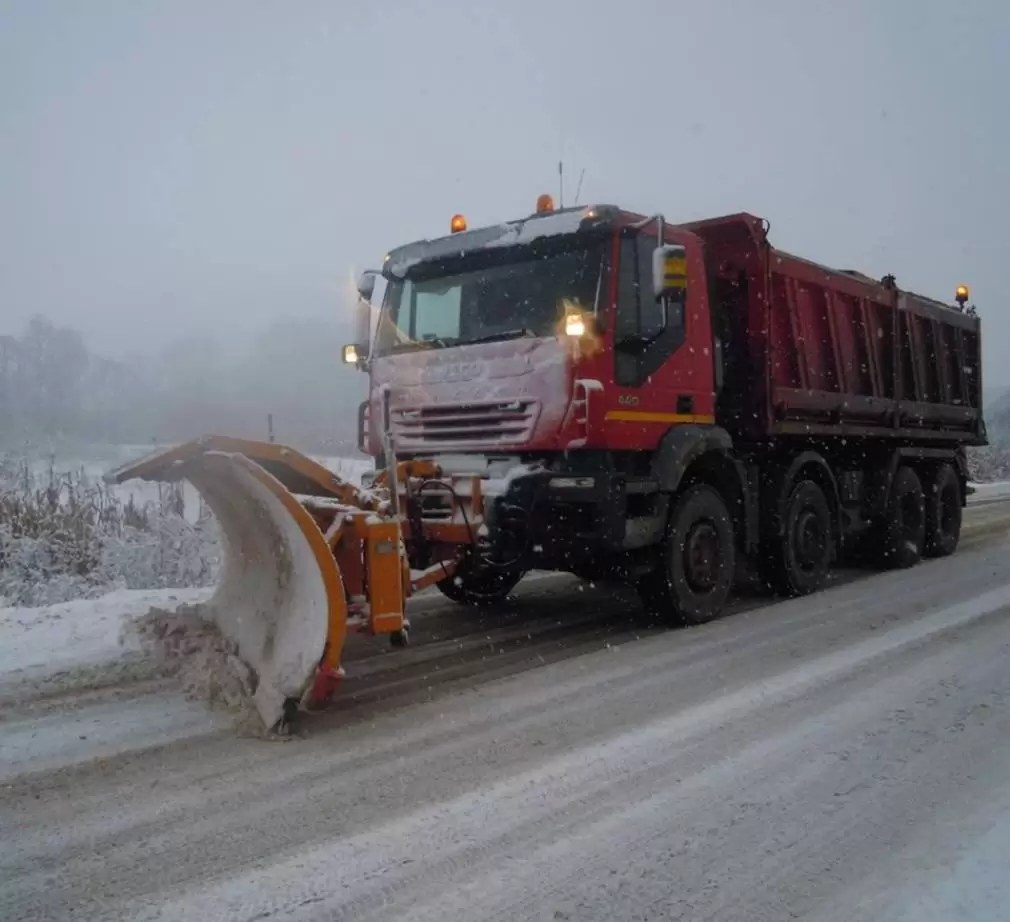 Consiliul Județean Prahova, amendat pentru că nu a deszăpezit drumurile
