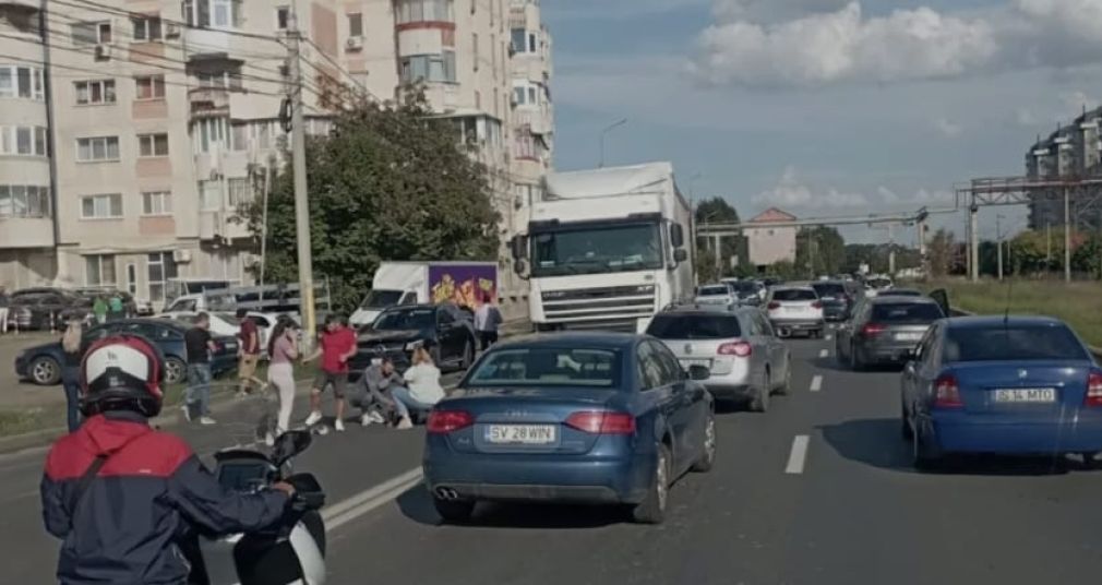 A vrut să se sinucidă și s-a aruncat în fața unui camion. Ce a descoperit poliția?