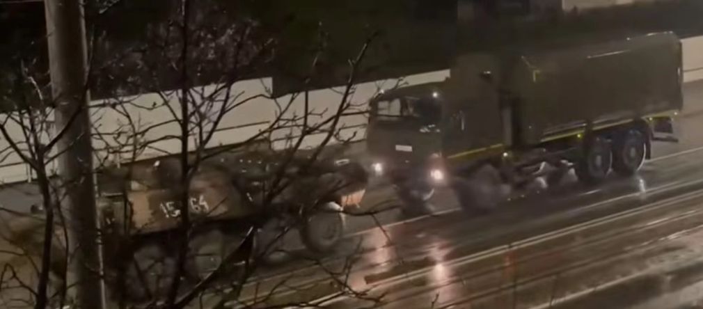 Un camion al Armatei Române a făcut pană
